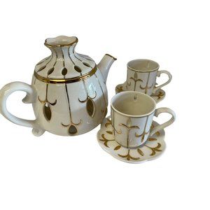 Decorative Teapot Candle Holder 2 Teacups and Saucers Partylite Set 6" x 7" x 4"